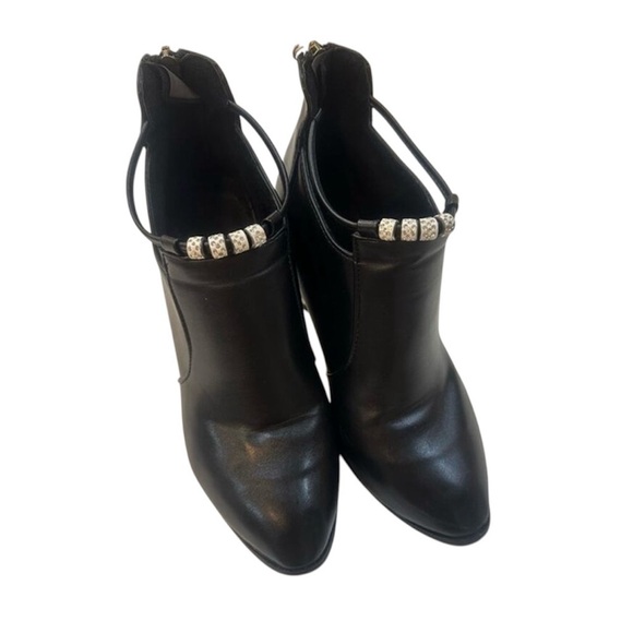 Black Booties  with Embellishment Size 7 - Picture 1 of 6
